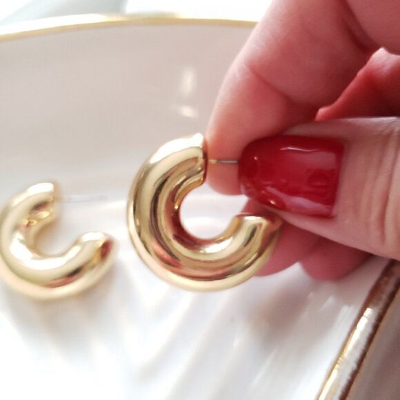 New! Anthro Tube Earrings  - Picture 4 of 16